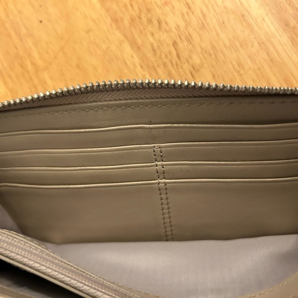 Coach Debossed Signature Cream Leather Wallet - Picture 5 of 9